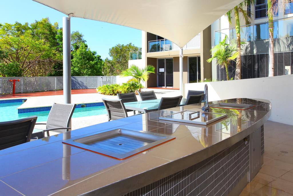Signature Waterfront 4*